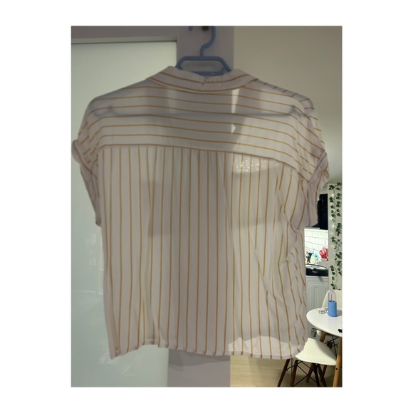 Women's Button Up Blouse - Gold Stripes Pattern - Picture 2 of 3
